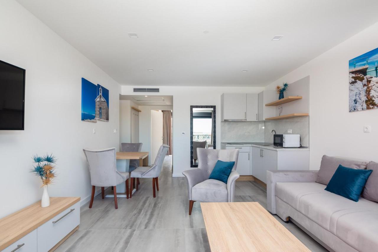 Loriana Apartment *